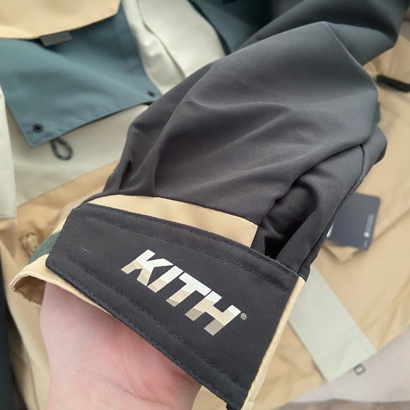 Kith Columbia Madison Jacket size L - Picture 8 of 8